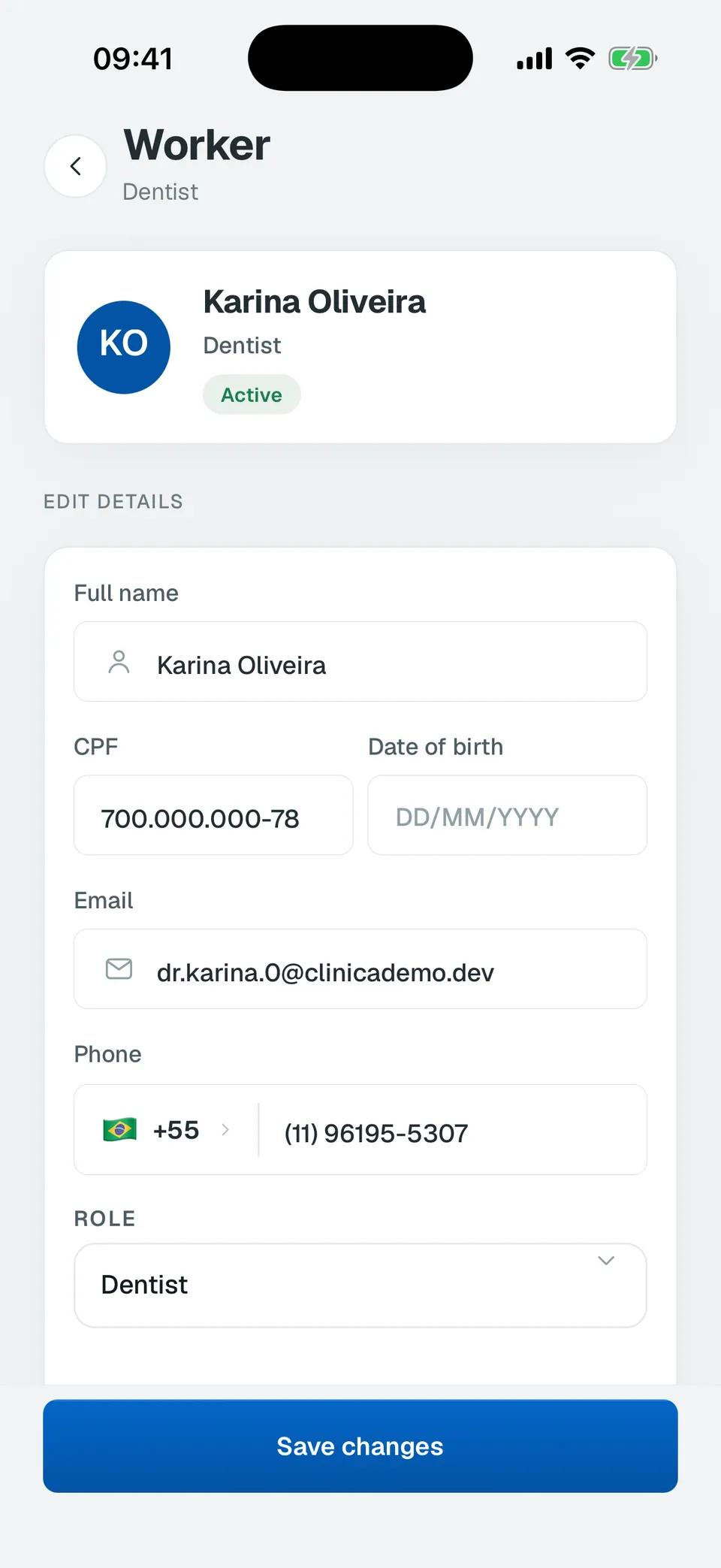 Deentz mobile team member detail with role and schedule